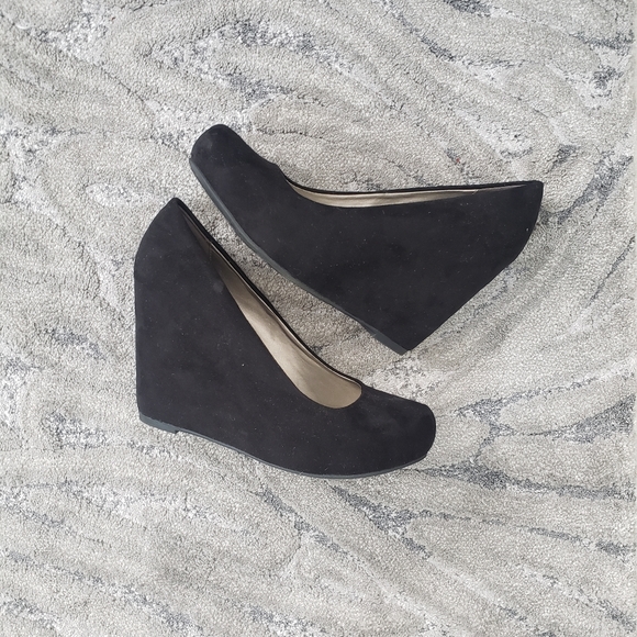 Fergie wedge high heels - Picture 1 of 4